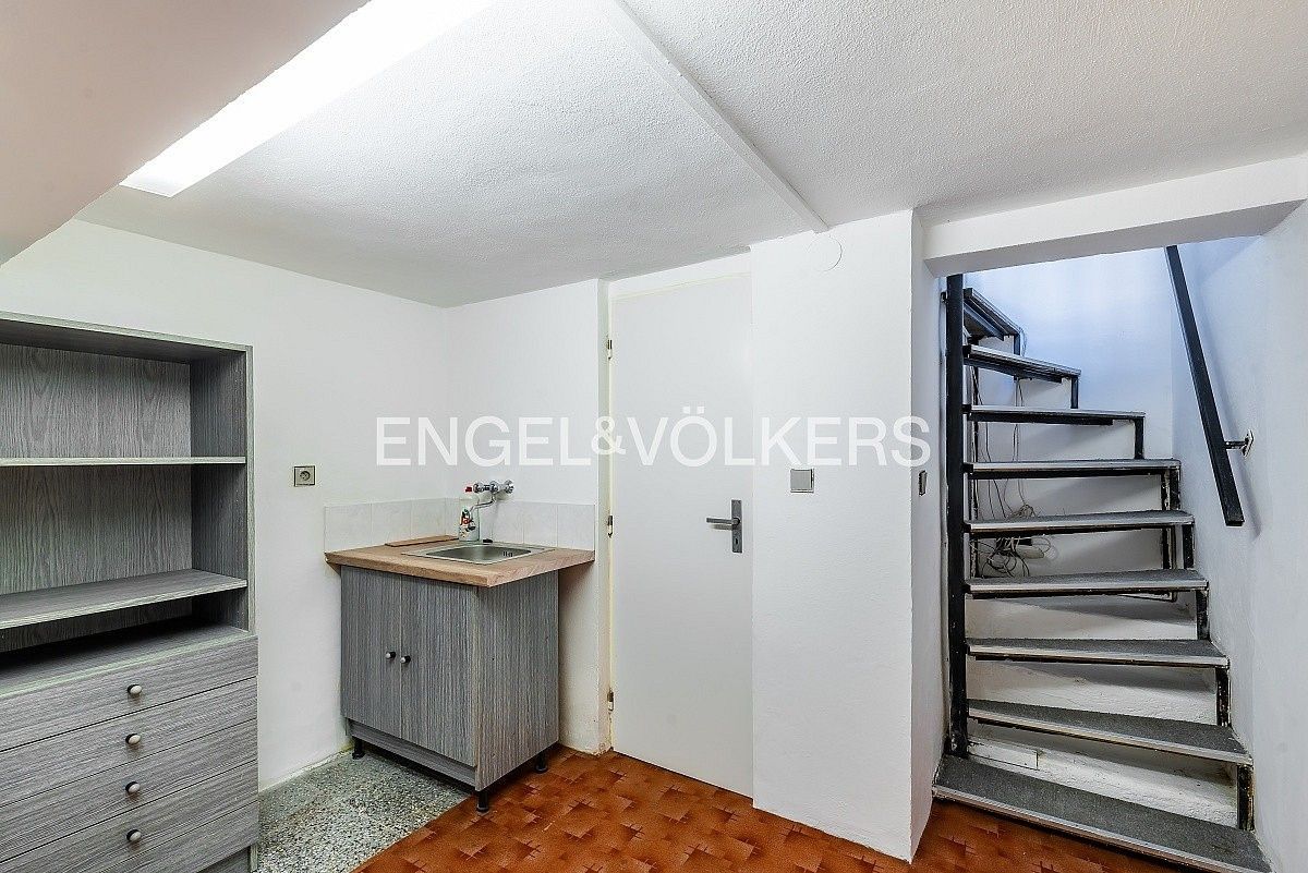 Kancelář · 36 m² · Praha - Strašnice, okres Praha 10, Hlavní město Praha - 4