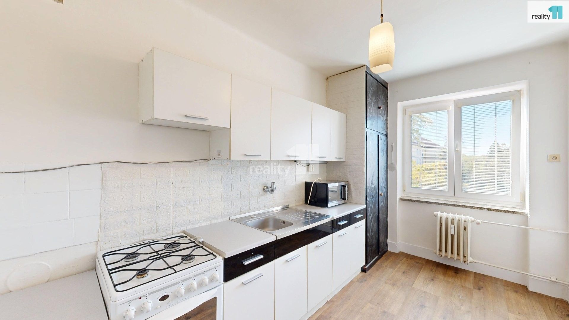 Byt 2+1 · 57 m² · náměstí Dukelských hrdinů, Pardubice - 3