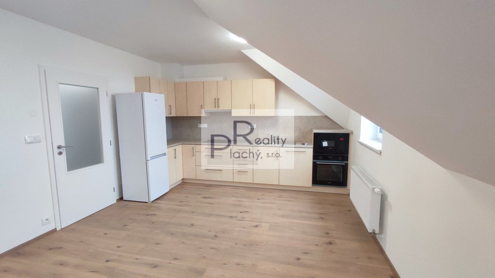 3+kk, Hevlín, 125 m² - 2