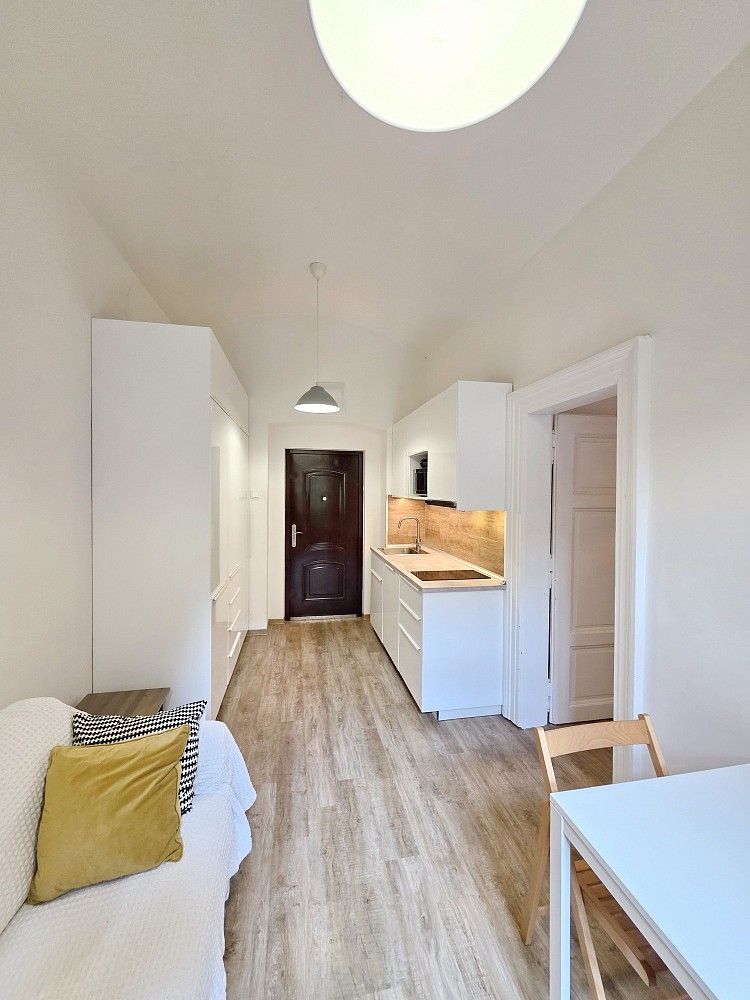 Pronájem byt 2+kk - Praha - Vinohrady, okres Praha 2, Hlavní město Praha, 32 m² - 2