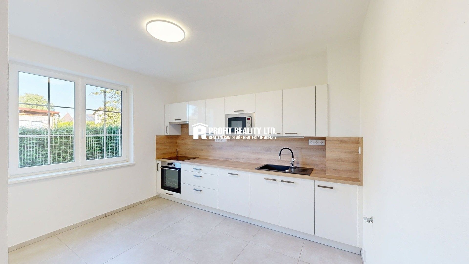 6+kk a více, Údolí hvězd, Praha, 213 m²