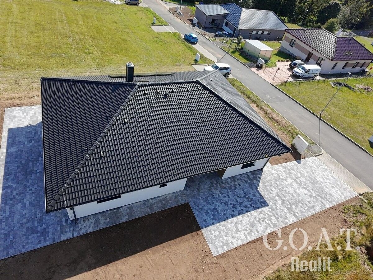 Prodej rodinný dům - Toužim, 364 01