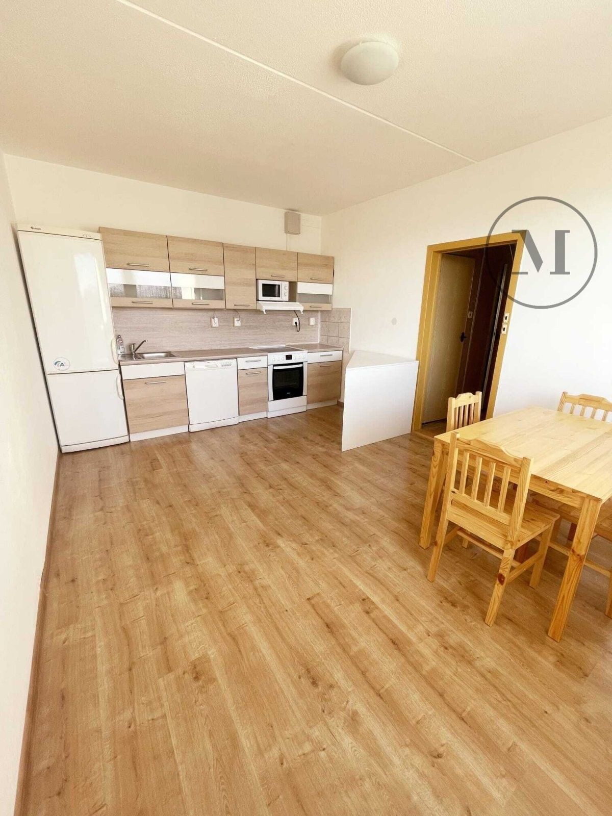 2+kk, Nad Cihelnou, Velešín, 42 m²