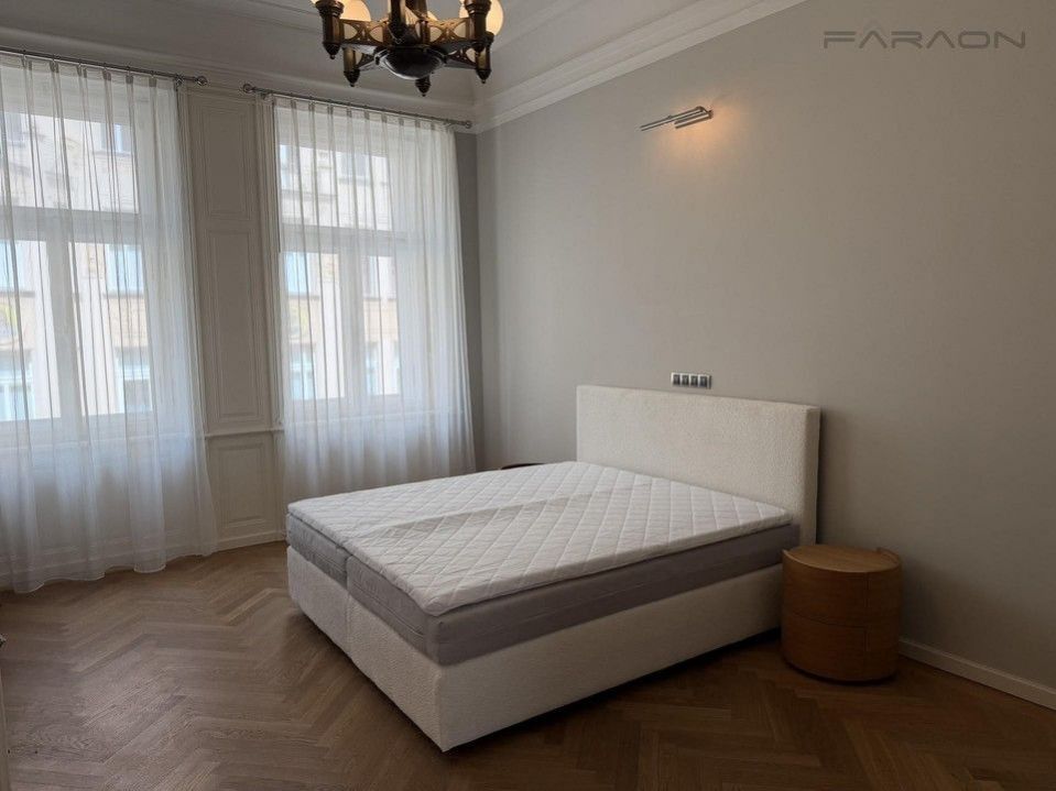 Pronájem byt 3+1 - Široká, Praha, 154 m² - 5