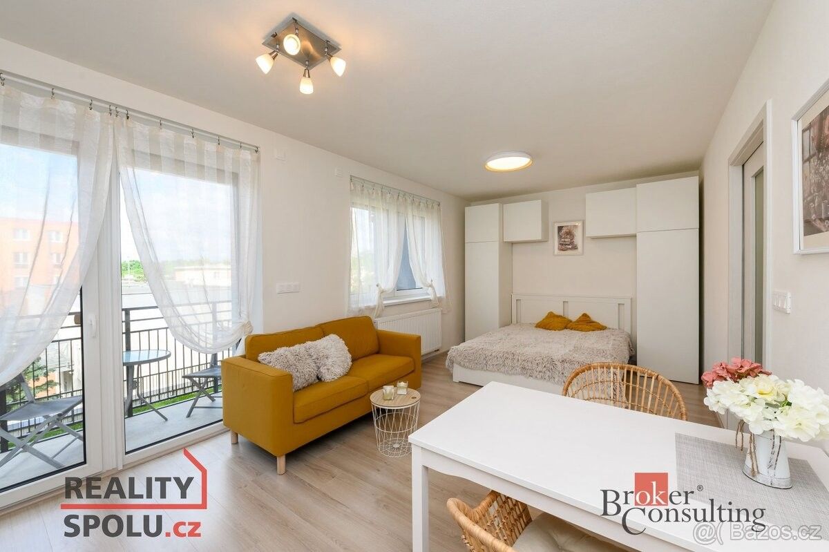 Pronájem byt - Plzeň, 326 00