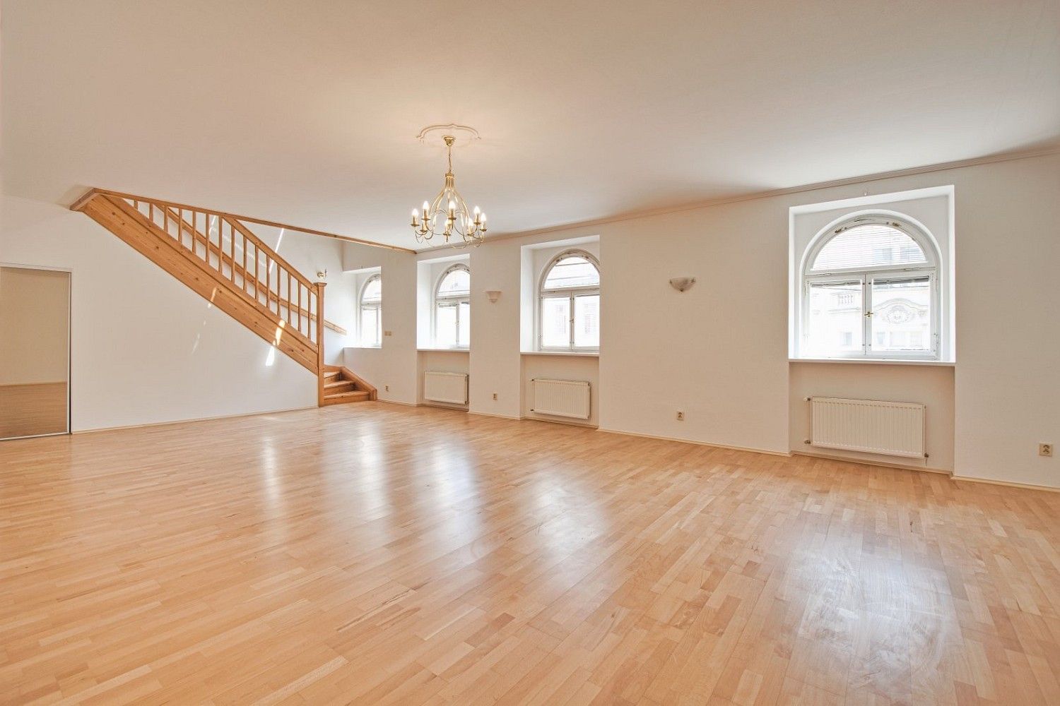 Byt 4+1 · 205 m² · Praha - Vinohrady, okres Praha 2, Hlavní město Praha - 3
