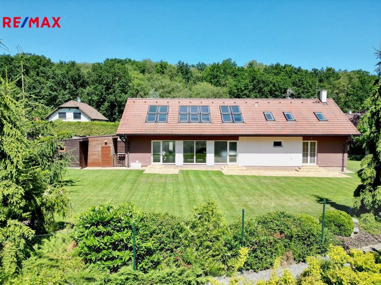 Prodej rodinný dům - , Pětihosty, 200 m²