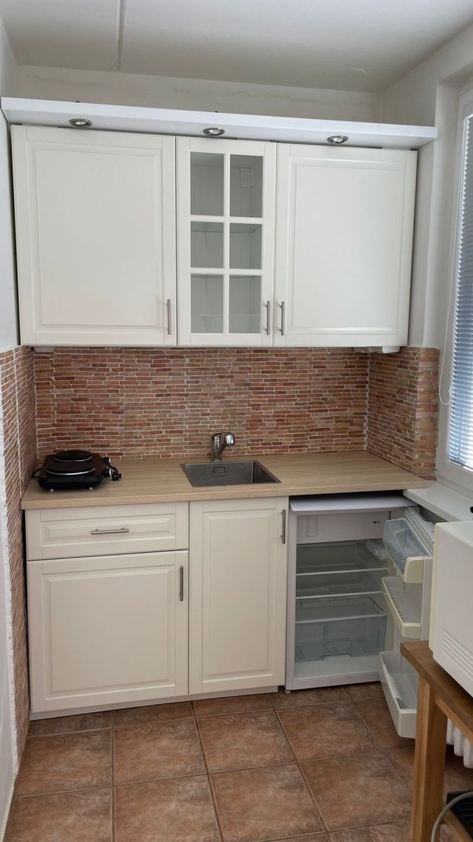 Byt 1+kk · 30 m² · Květnového vítězství, Praha - Háje - 3