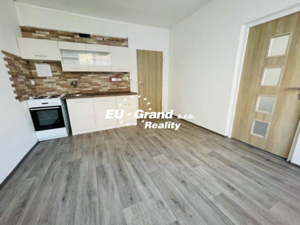 1+1, Čelakovická 2916, Varnsdorf, 38 m² - 2