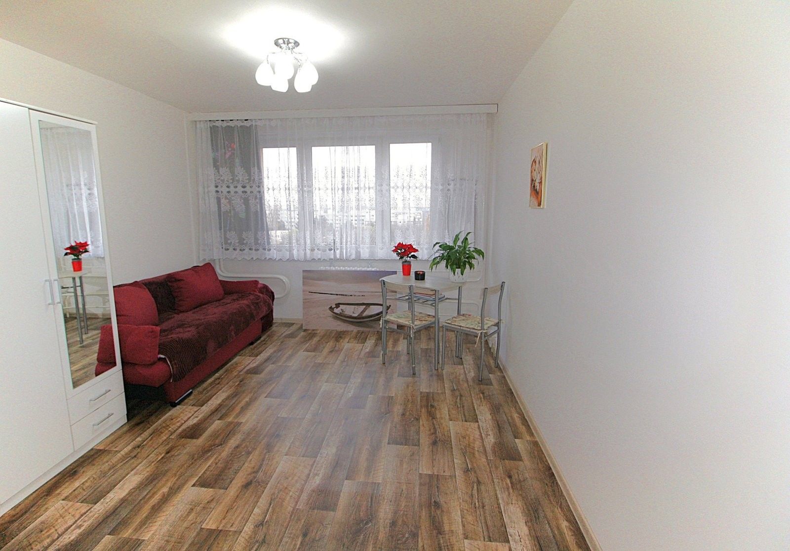 1+kk, Hlavatého, Praha, 27 m²