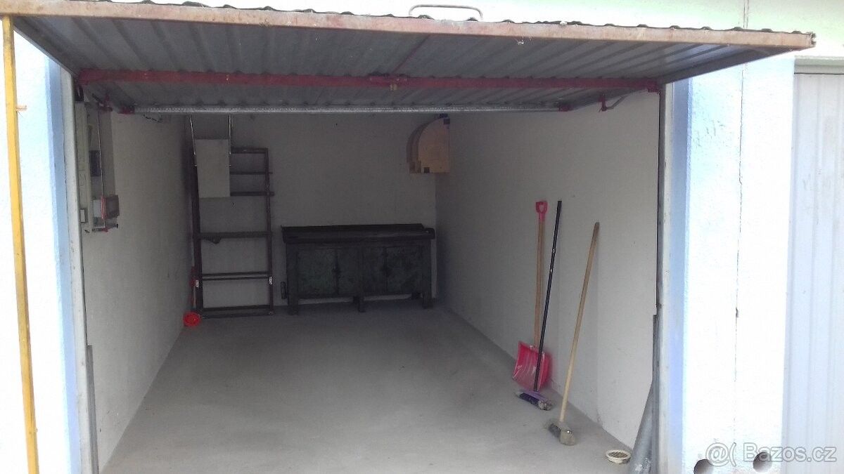 Pronájem garáž - Týn nad Vltavou, 375 01