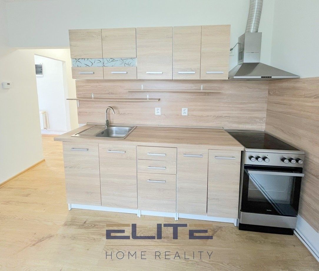 Pronájem byt 1+1 - Husitská, Liberec, 33 m²