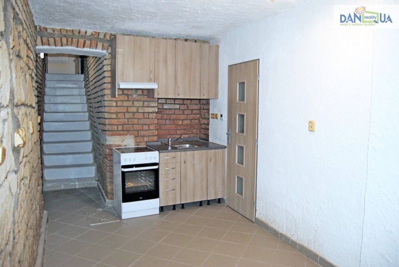 1+kk, Skalní, Plzeň, 22 m² - 2