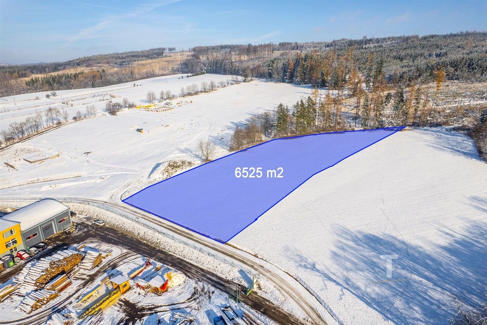 Prodej komerční pozemek - Valchov