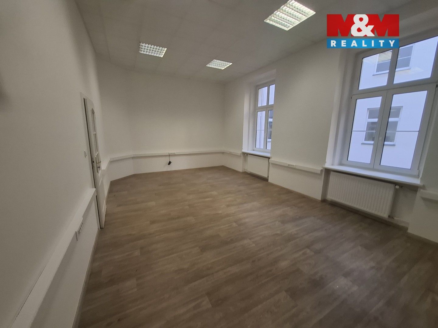 Pronájem kancelář - Opletalova, Praha, 161 m²