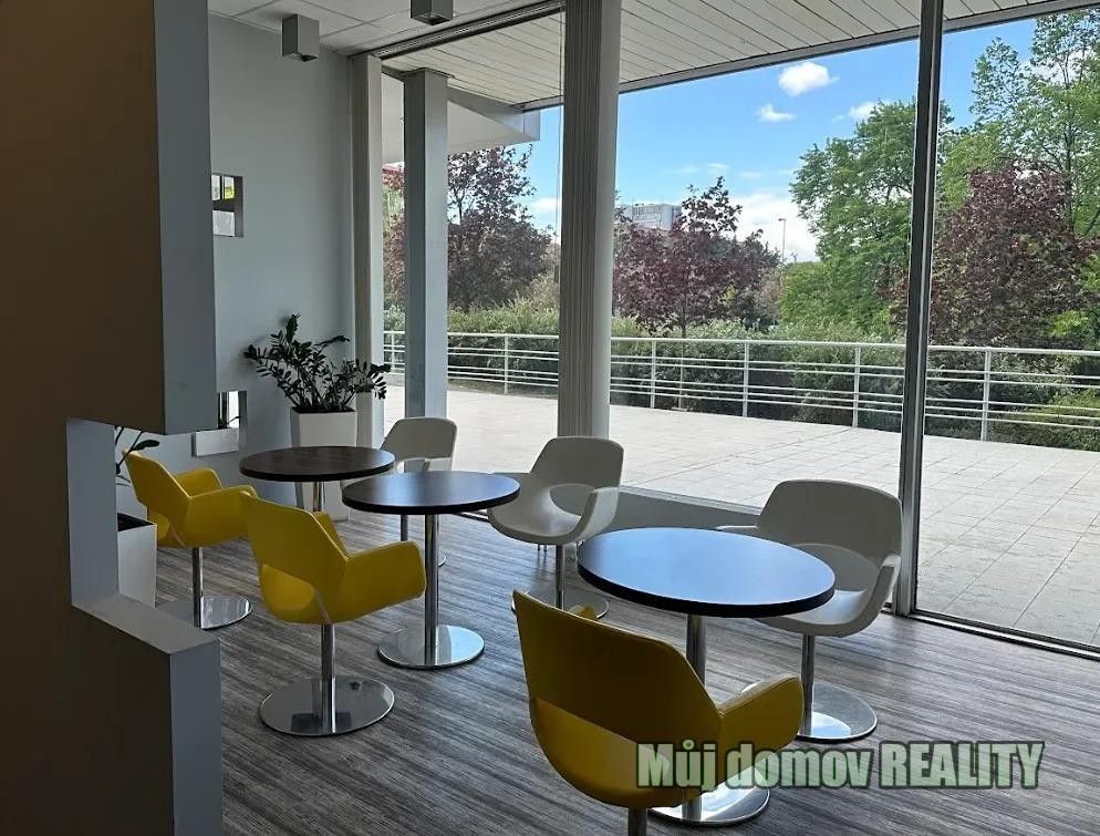 Pronájem kancelář - V olšinách, Praha, 100 m²