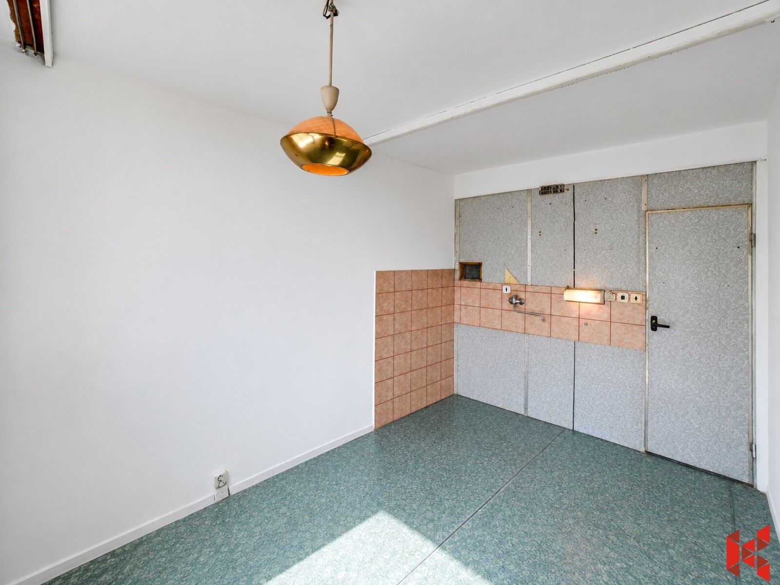 Byt 3+1 · 55 m² · Varnsdorfská 347, Praha Střížkov - 4