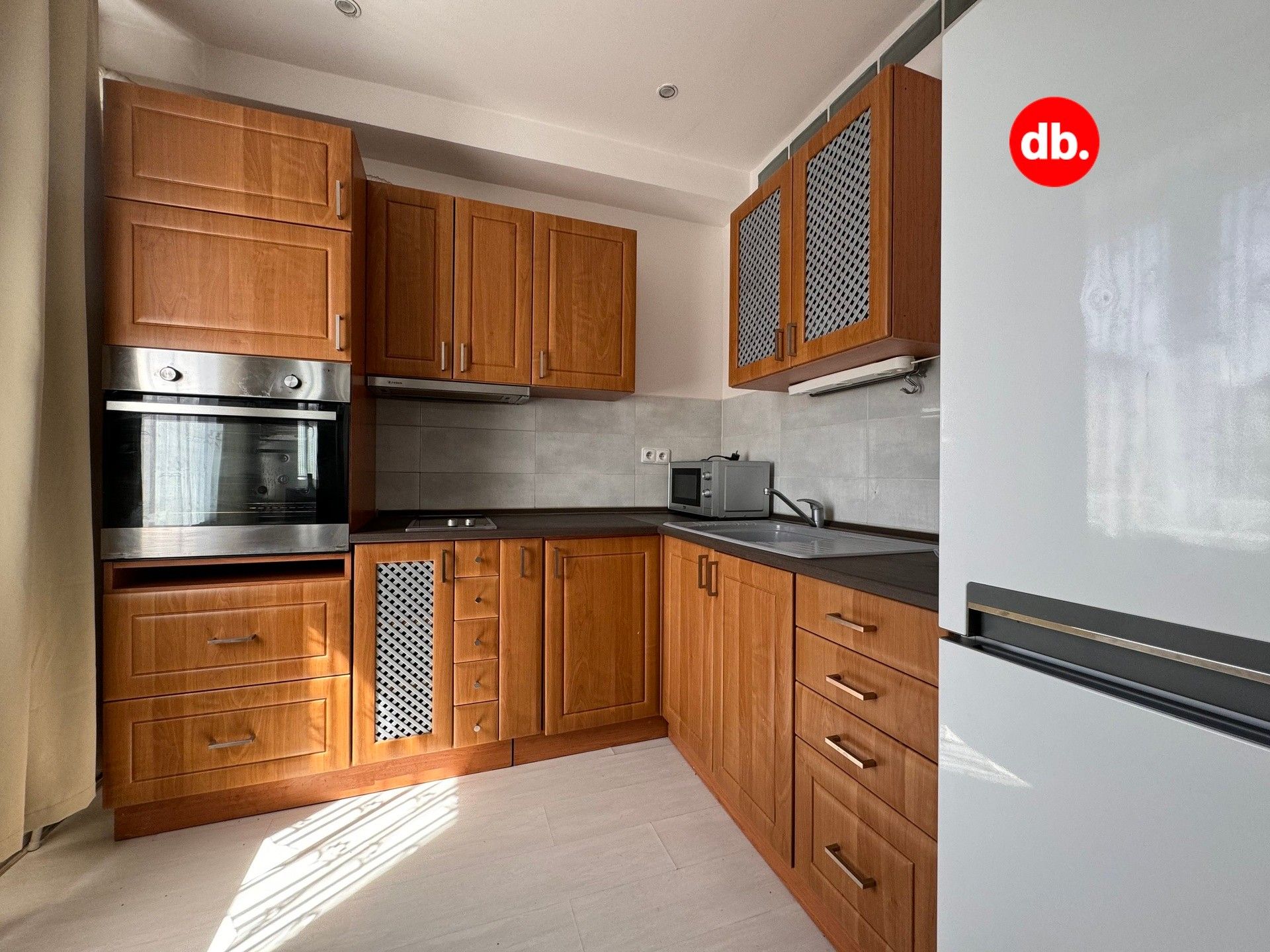 Pronájem byt 2+kk - Závodu míru 331, Karlovy Vary Stará Role, 60 m² - 2