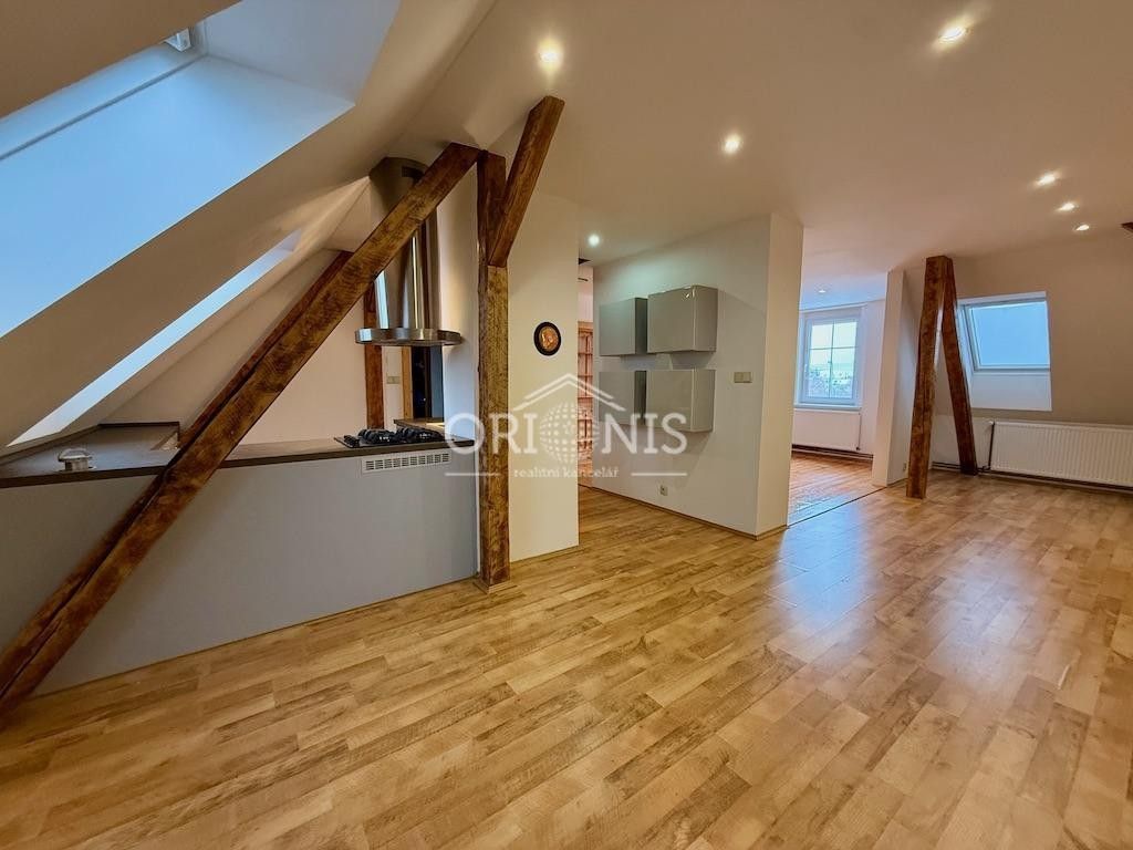 3+1, Rooseveltova, Chomutov, 85 m²