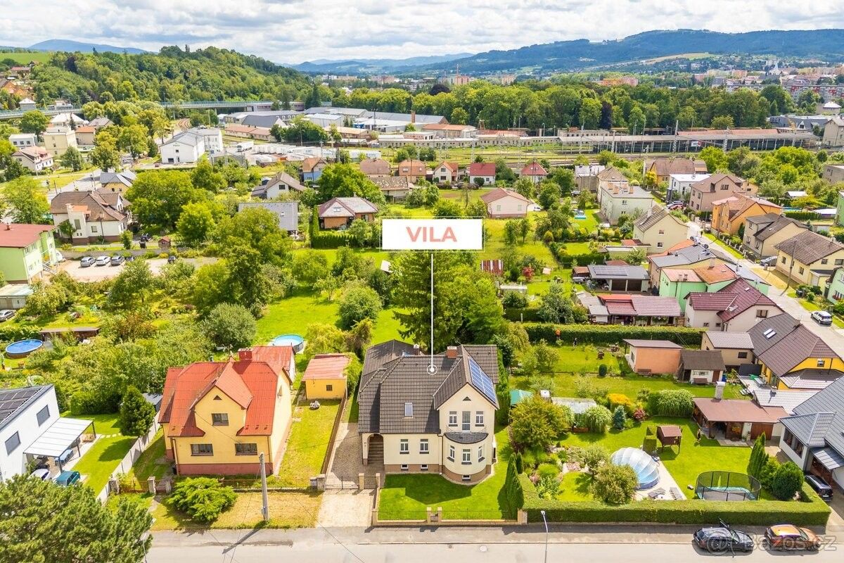 Rodinné domy, Valašské Meziříčí, 757 01