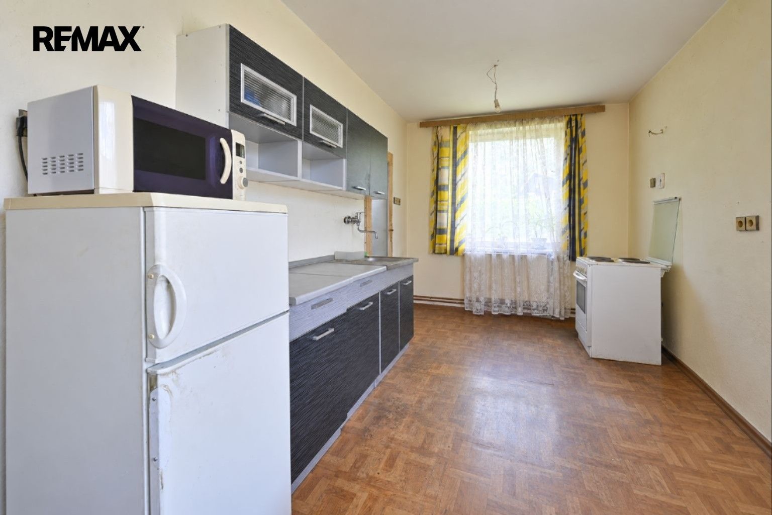 Prodej rodinný dům - Frýdštejn, 200 m² - 5