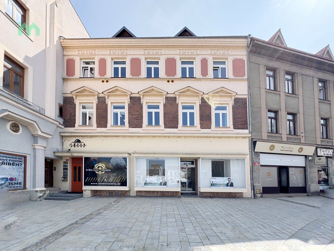 Pronájem obchodní prostory - nám. T. G. Masaryka, Přerov, 250 m²