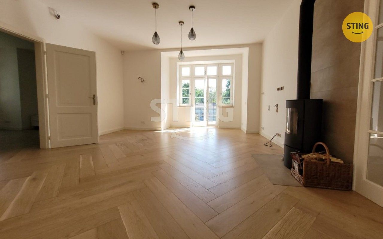 4+1, Erbenova, Ostrava, 90 m²