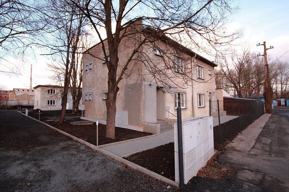 Ubytovací zařízení, Neratovice, okres Mělník, Středočeský kraj, 417 m² - 1