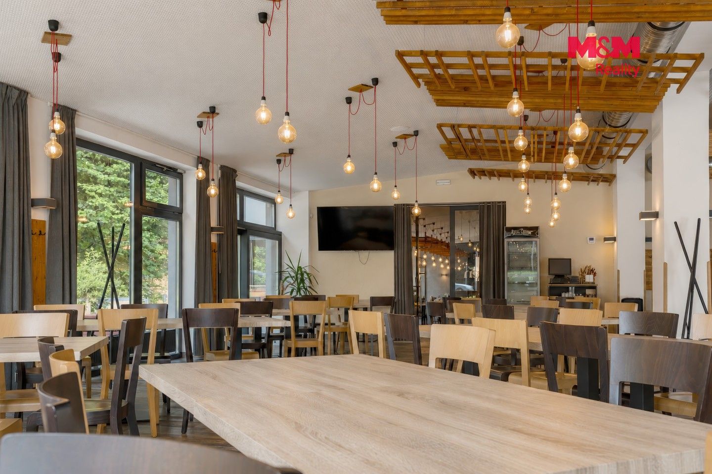 Restaurace · 500 m² · Školská čtvrť, Frenštát pod Radhoštěm - 4
