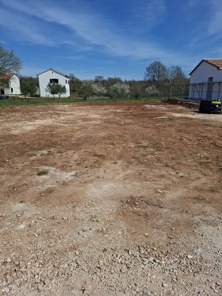 Pozemek pro bydlení, 707 m²