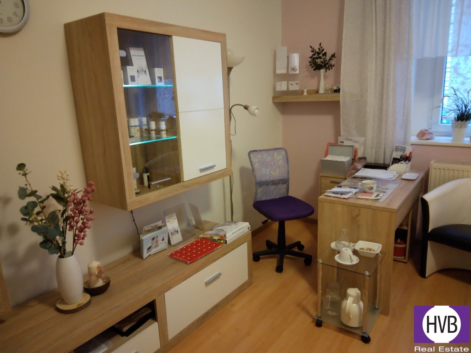 Pronájem komerční - Libeň, Praha, 25 m²