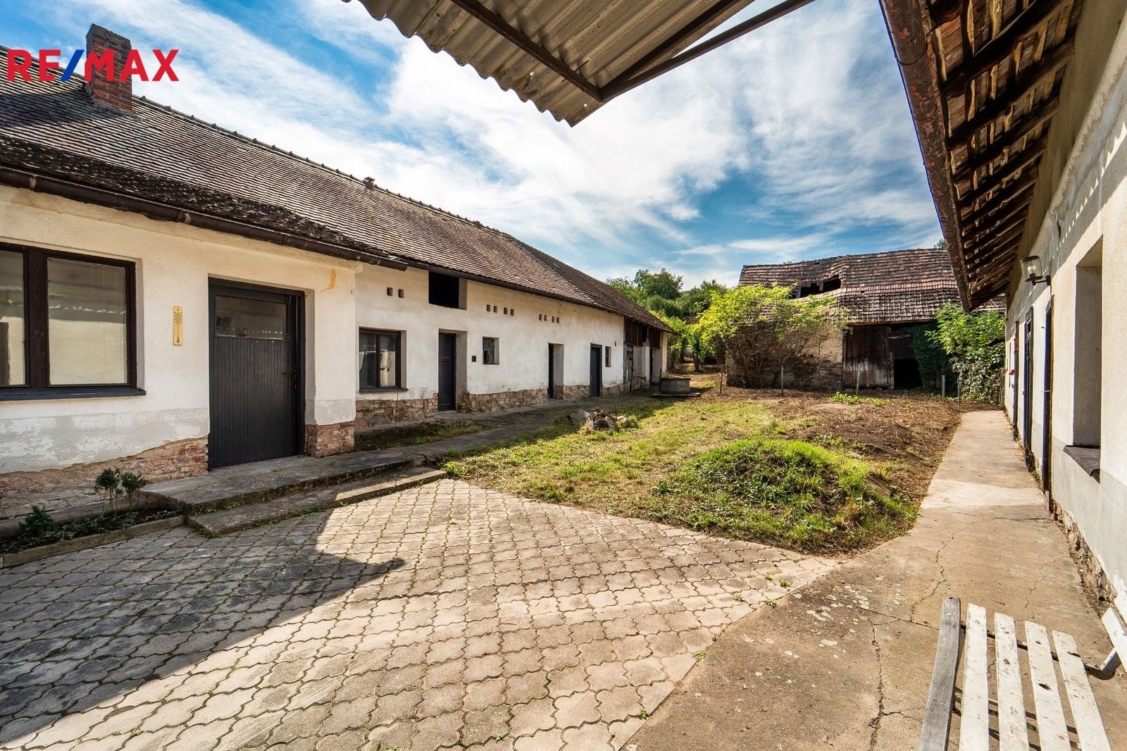 Prodej rodinný dům - Kojice, 218 m²