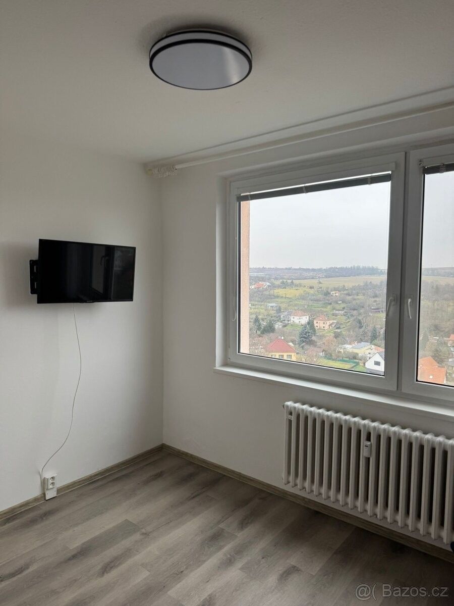 Pronájem byt - Znojmo, 669 02