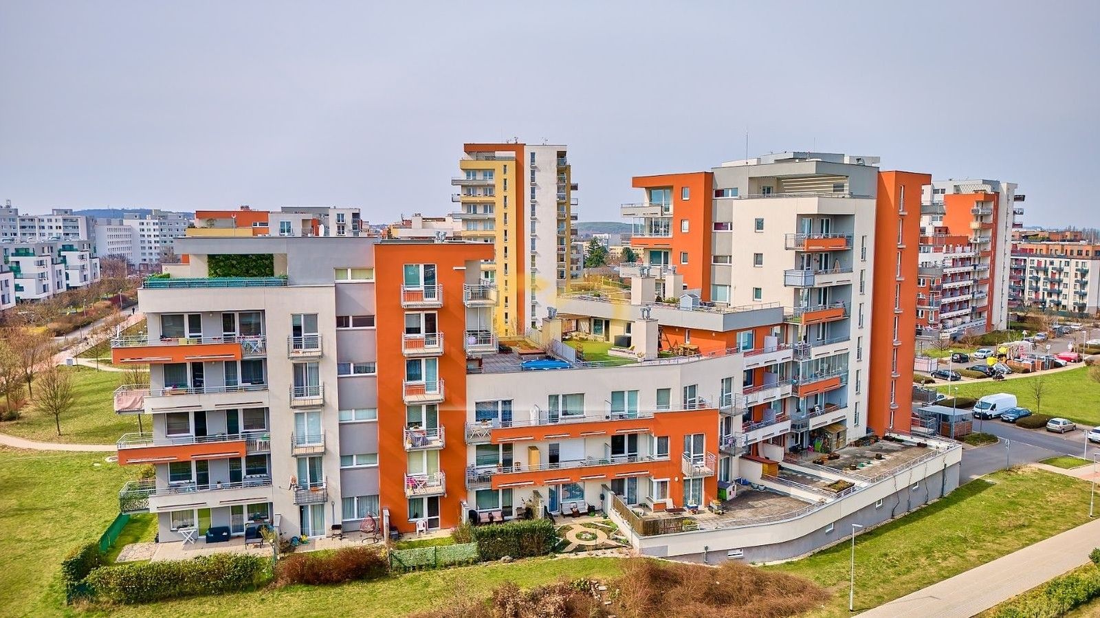 4+kk, Pavla Beneše, Praha Letňany, 310 m² - 1
