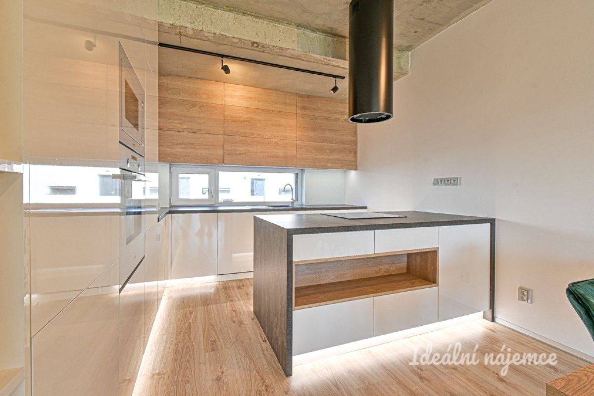 Pronájem byt 4+kk - Mačákova, Olomouc, 118 m²