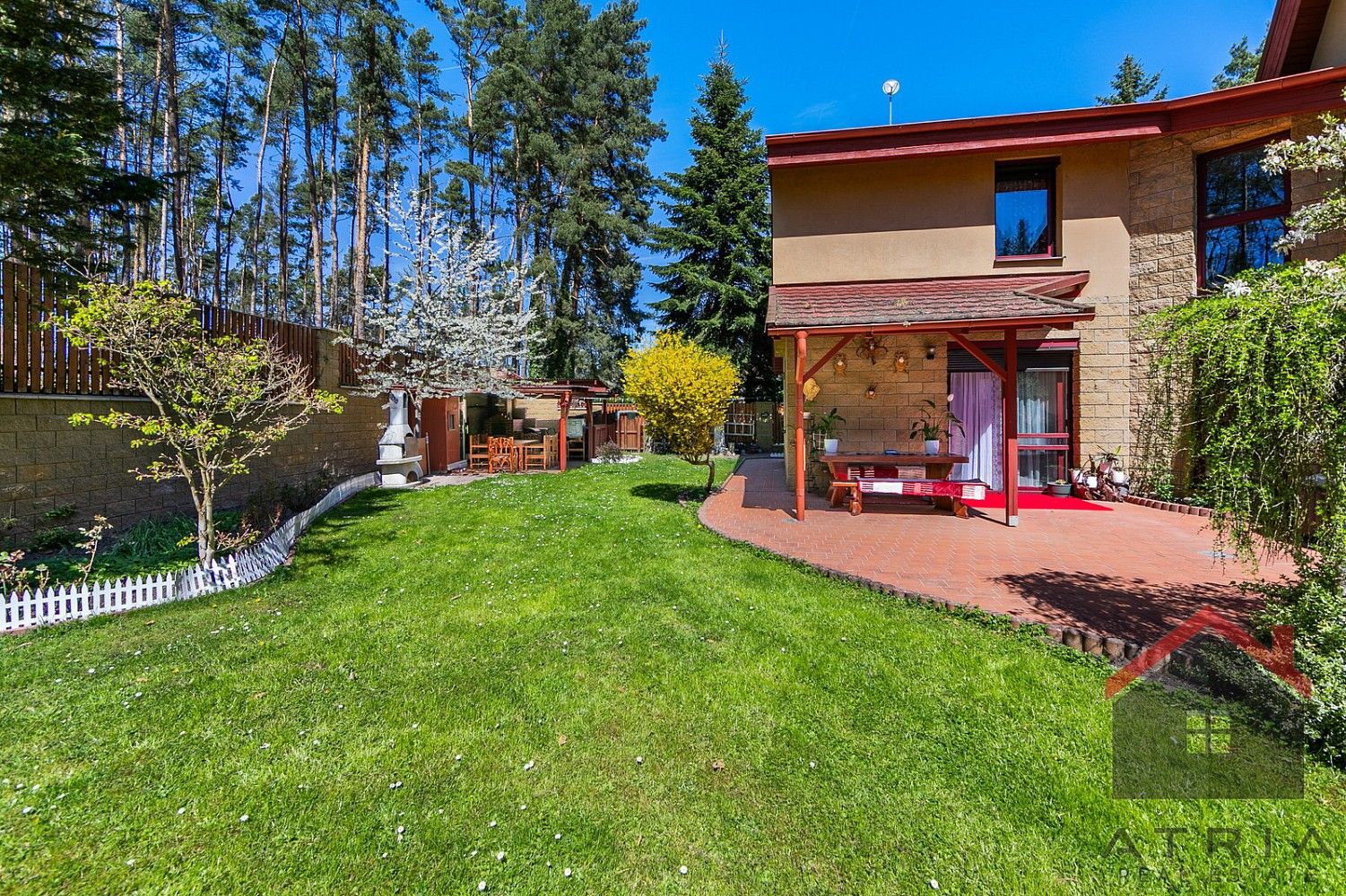 Rodinné domy, Plzeň - Lhota, okres Plzeň-město, Plzeňský kraj, 275 m² - 2