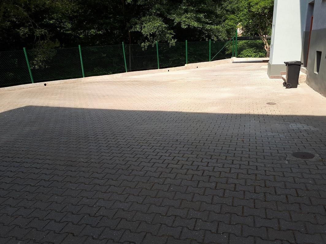 Pronájem komerční - Liberec - Liberec VI-Rochlice, Liberecký kraj, 250 m² - 5