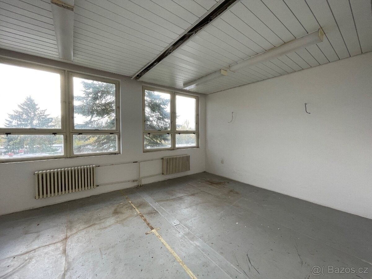 Pronájem sklad - Nová Včelnice, 378 42