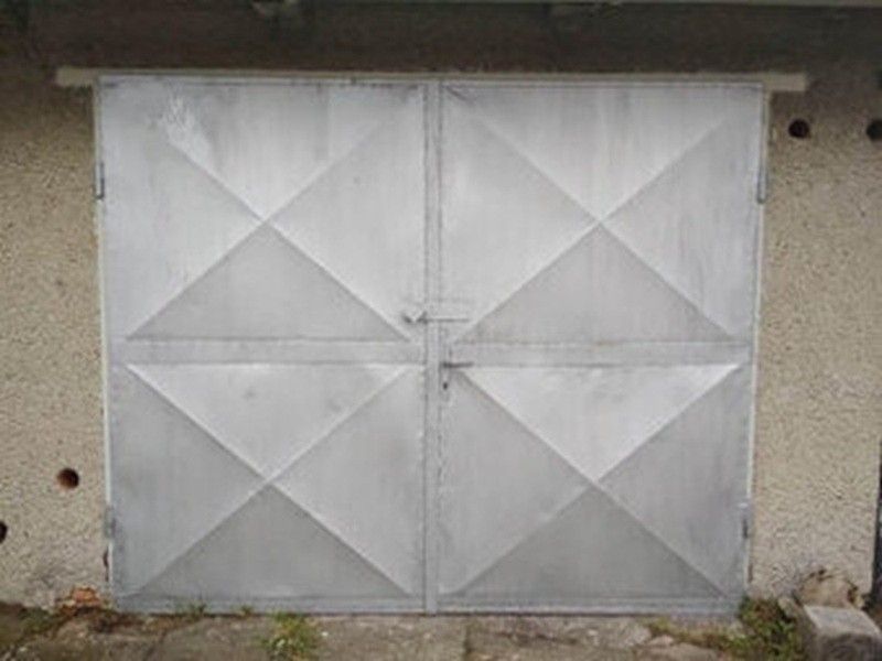 Garáže, Studénka, 742 13