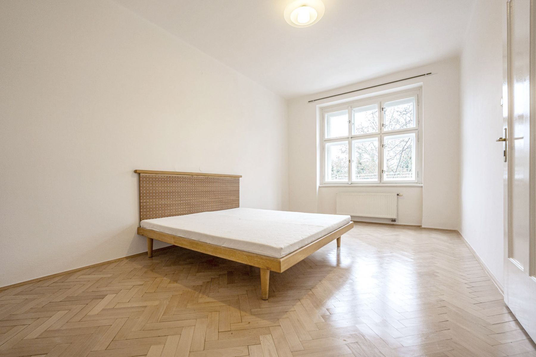 Pronájem byt 2+kk - Prouzova, Praha, 50 m²
