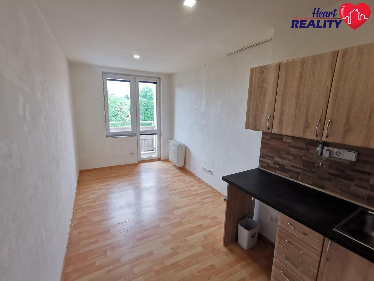 Pronájem byt 1+kk - Haškova, Opava, 17 m²