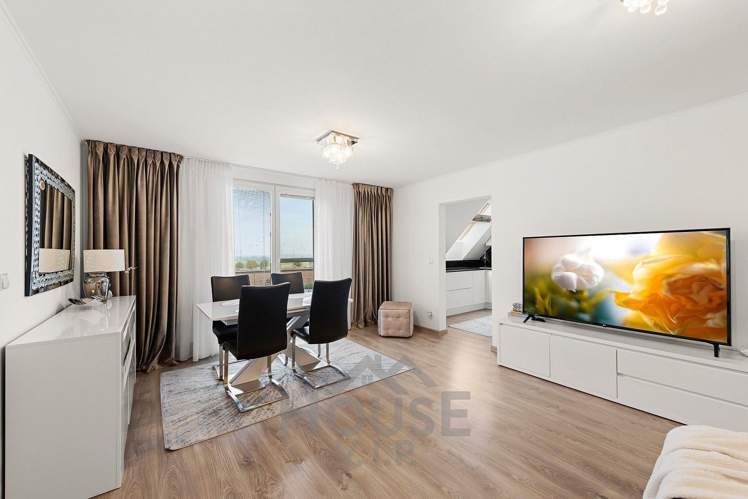 3+1, Gabčíkova, Nehvizdy, okres Praha-východ, 65 m² - 1