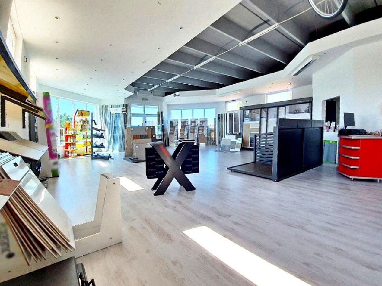 Komerční nemovitost · 296 m² · Labin, HR - 3