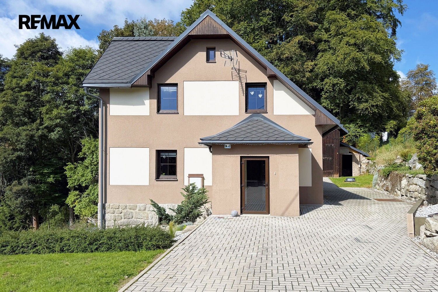 Rodinné domy, Nejdek - Tisová, okres Karlovy Vary, 197 m² - 1