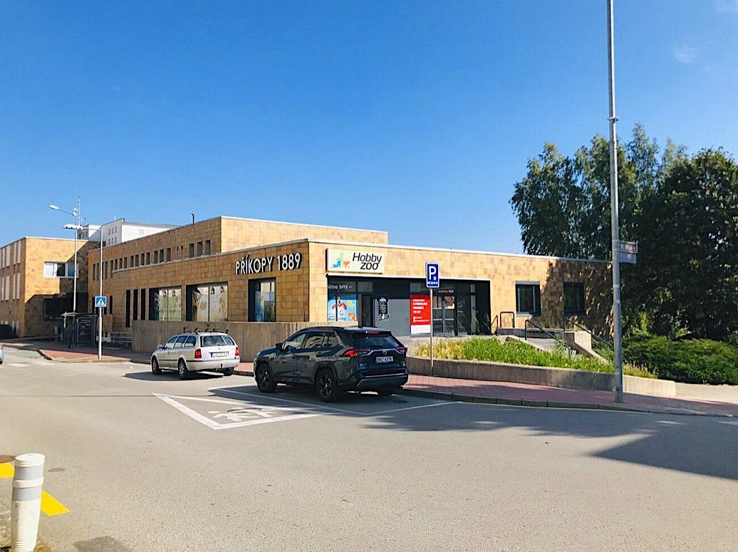 Obchodní prostory, Pelhřimov, 215 m² - 1