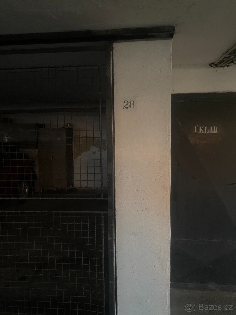Pronájem garáž - Brno, 638 00