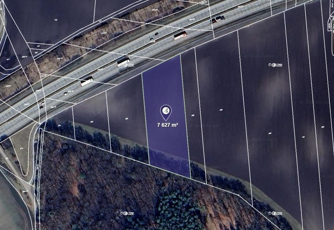 Zemědělský pozemek, 1 271 m²