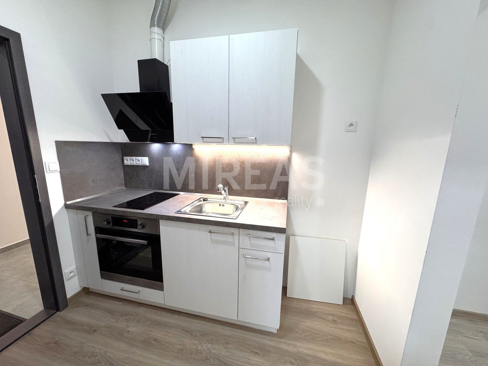 2+kk, Poděbradská, Nymburk, 33 m²