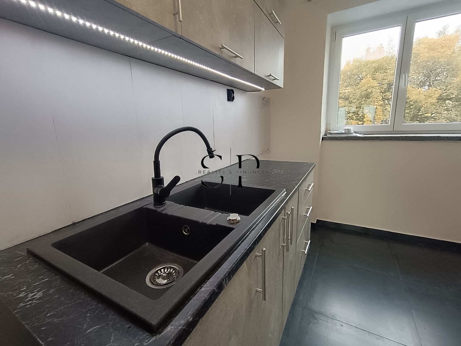Pronájem byt 2+1 - Karla Havlíčka Borovského, Sokolov, 60 m² - 2