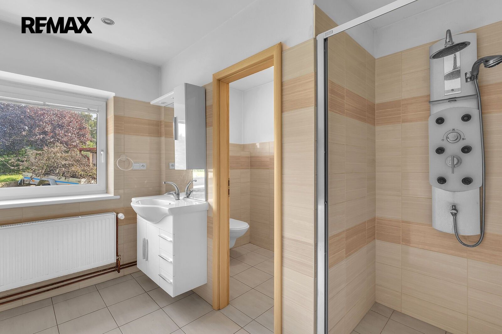 Prodej rodinný dům - Radostov, 187 m² - 5